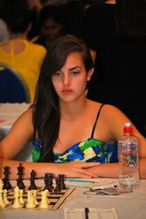 Alexandra Botez est une joueuse d'échecs américano-canadienne qui déti...