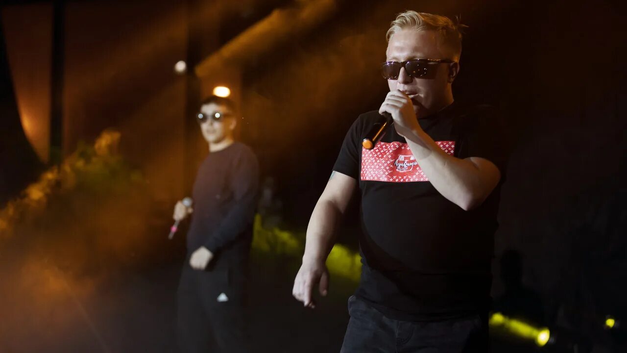 Витя ак 2000. Витя ак 47 концерт. Ак 47 группа концерт. Ак 47 концерты. Концерт ак 47 в ельцин центре.