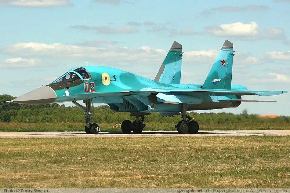Истребитель-бомбардировщик Су-34. Самолёт Су-34фн. Су-34 утенок. Истребитель утенок Су 34.