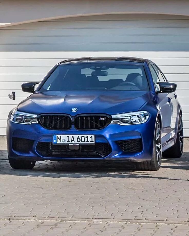 Авито м5 купить. БМВ m5 f90. BMW m5 f90 Competition. BMW m5 f90 Компетишн. БМВ м5 ф90.