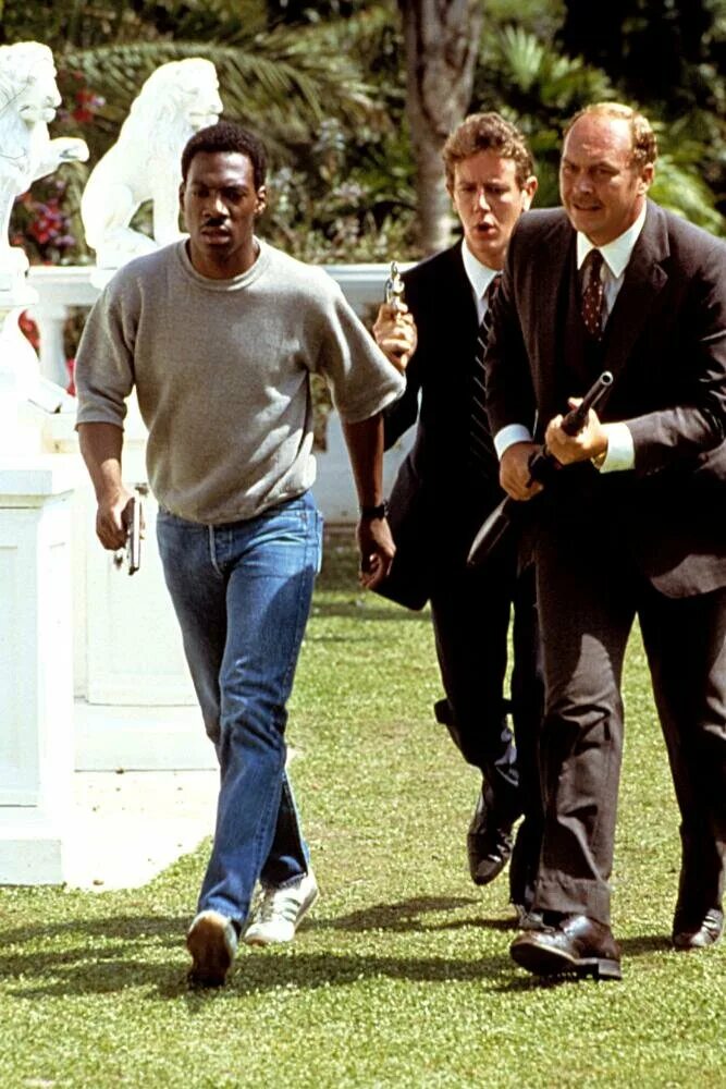 полицейский из беверли-хиллз фильм 1984 зак. полицейский из беверли-хиллз (1984) эдди мерфи. полицейский из беверли-хиллз: аксель фоули. полицейский из беверли хиллз перевод гоблина. полицейский из беверли хиллз перевод гоблина.