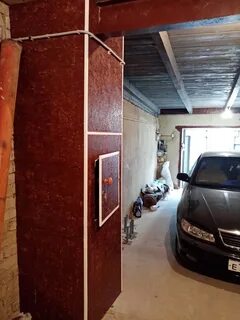 Гараж между двух гаражей
