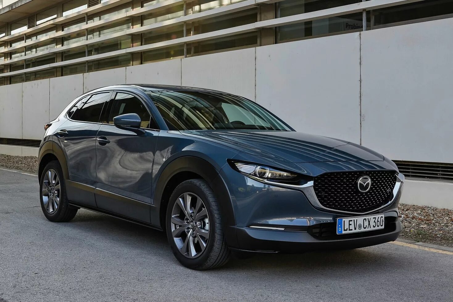 Новый мазда 30. Mazda кроссовер cx-30. Новый мазда 30. Мазда cx30 кроссовер. Mazda cx-30.
