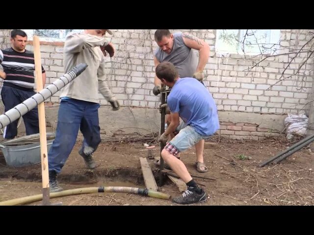 Как вручную пробурить. Роман карпухин бурение скважин на воду. бурим скважину вручную. бурить скважину на воду вручную. бурение скважин вручную своими руками.