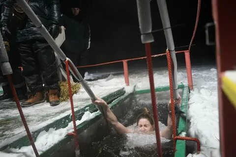 Утонула в проруби