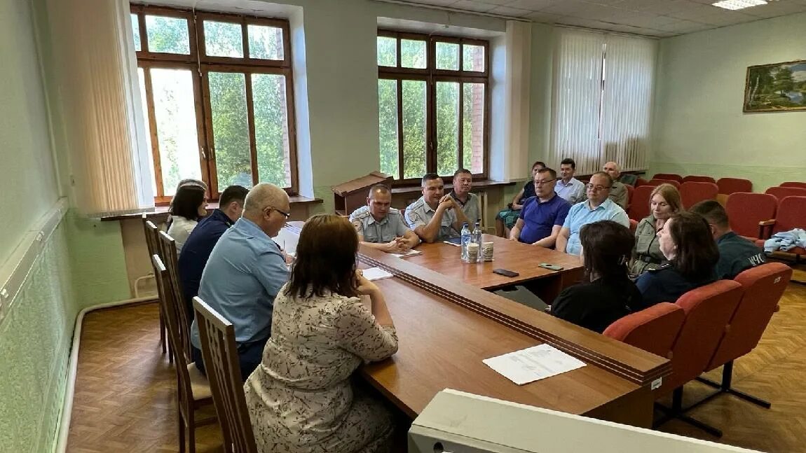 Судогодские новости. Горсовет кирово-чепецк. Судогодские новости. Круглый стол формат мероприятия. Завод мерседес в есипово.
