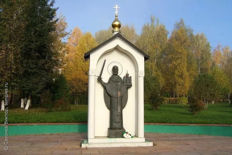 памятник дзержинскому в дзержинске. феликс дзержинский памятник в дзержинске. памятники города дзержинский. город дзержинск московская область. памятники города дзержинский.