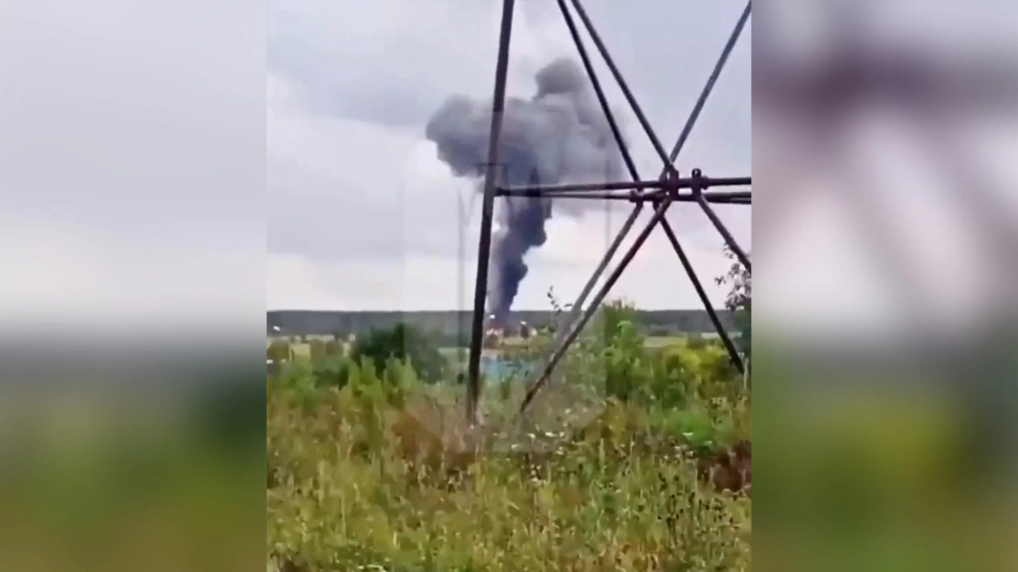 Разбился тверской самолет. Авиакатастрофа в Тверской области. Место падения самолета Пригожина. Фото погибших в самолете с Пригожиным.