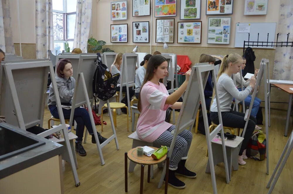 Первая художественная школа в нижегородской области. Художественная школа 1 Томск. Художественная школа Томск на Ленина. Художественная школа 1 Новосибирск. Детская художественная школа Щелково.