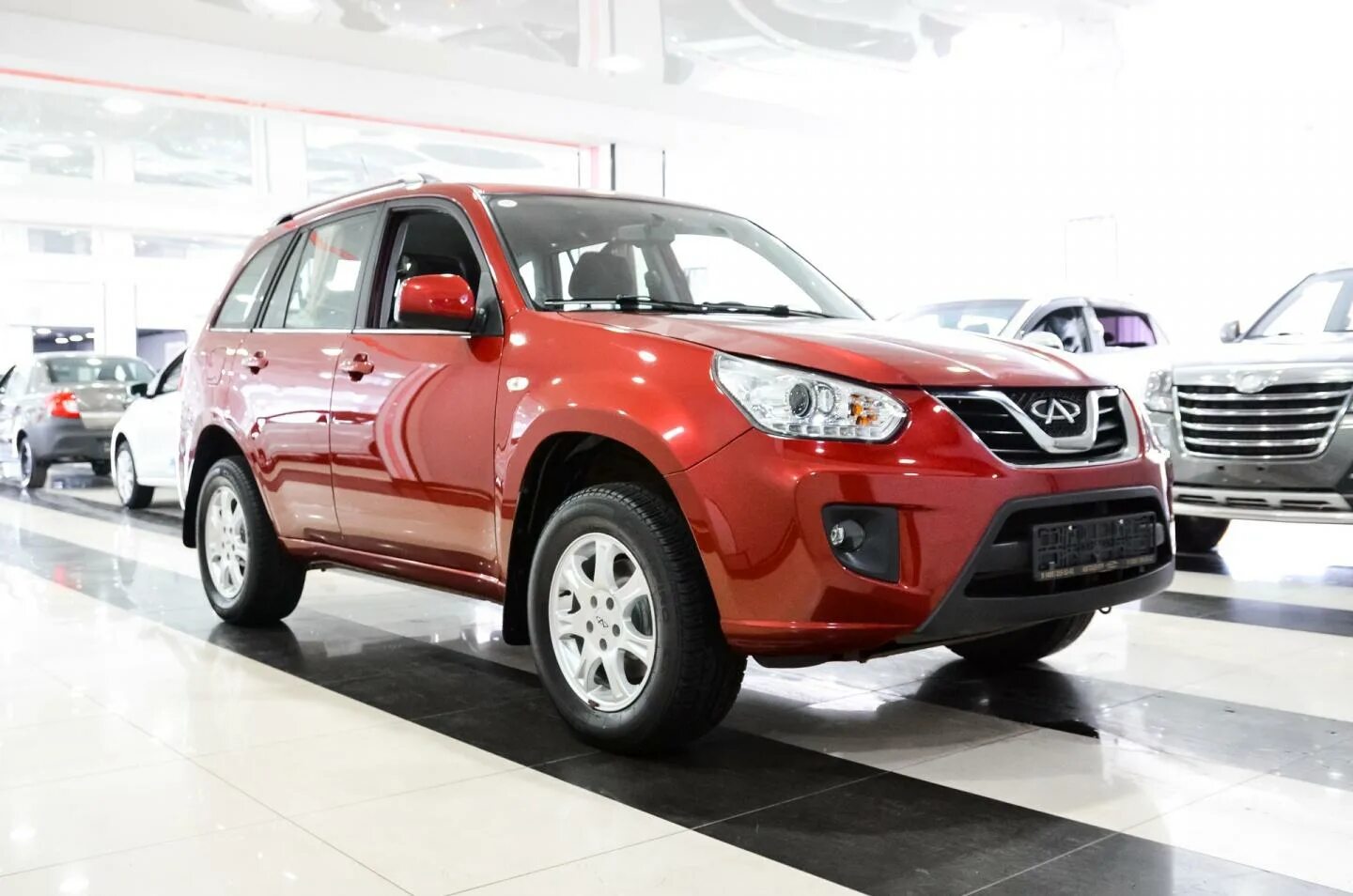 Chery Tiggo t11 2013. Tiggo (t11)·t11 Рестайлинг (2013—2016). Лифан Тигго. Чери Тигго купе 2010.