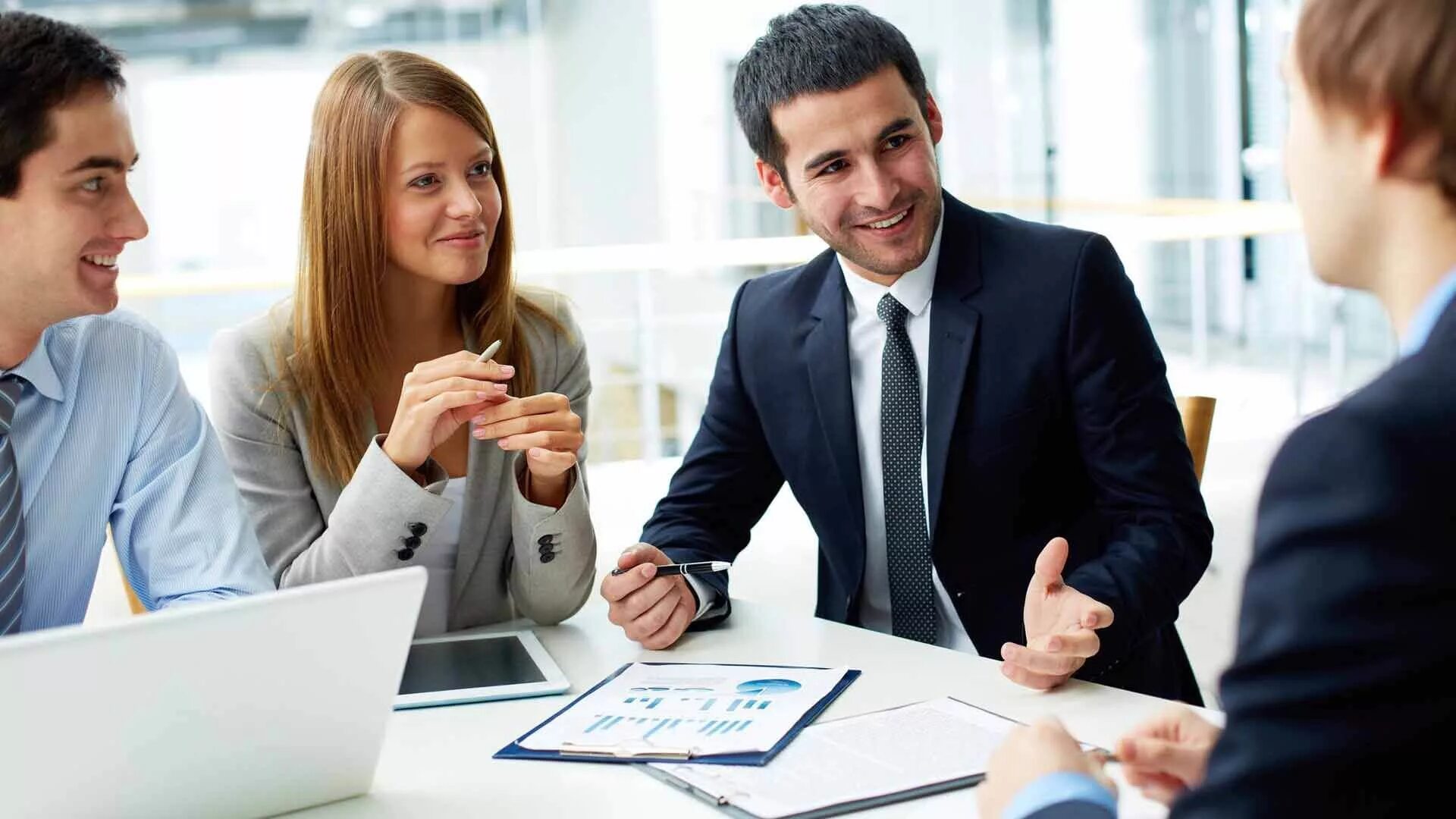 Учащиеся студенты. Лингвистика профессии. Деловой разговор. Межкультурные переговоры. Профессии со знанием языков.