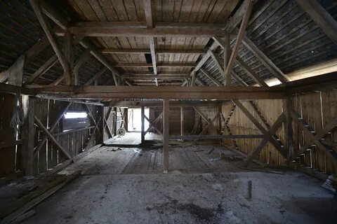 Чердак сарая