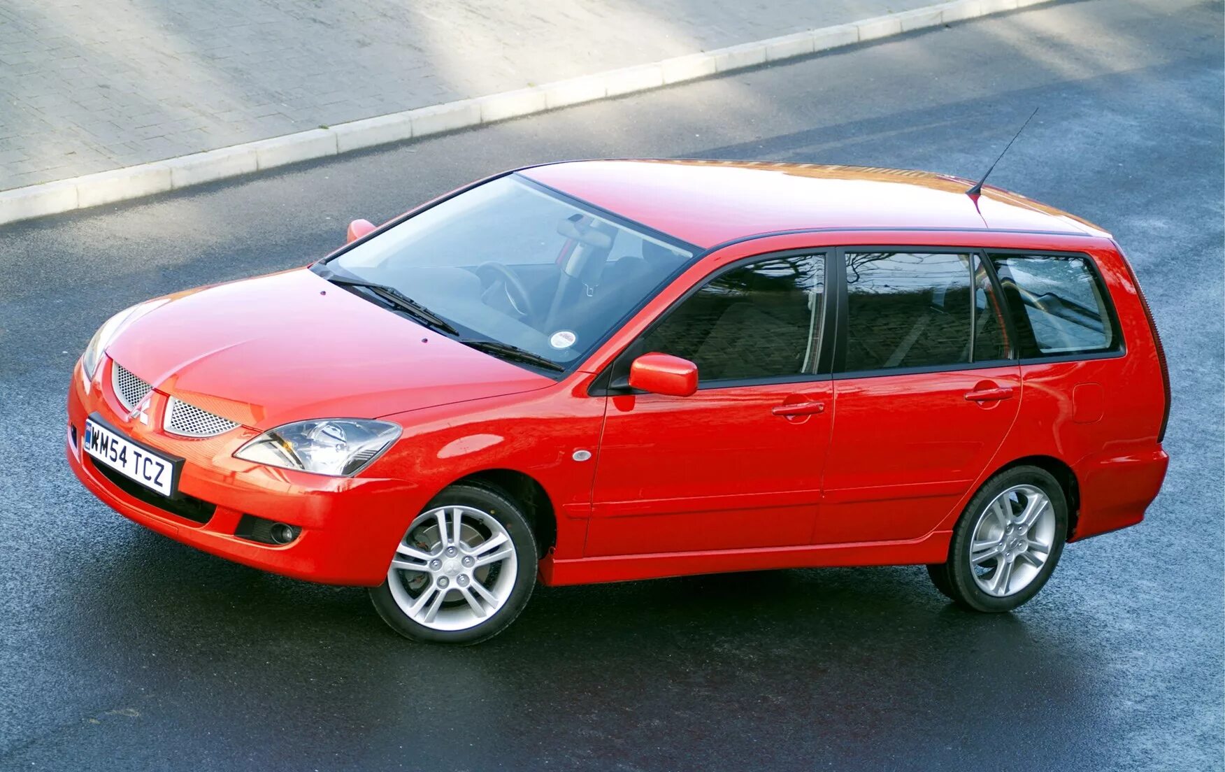 Mitsubishi Lancer Wagon 2003. Mitsubishi Lancer 10 универсал. Митсубиси Лансер 10 универсал. Mitsubishi Lancer Wagon 2000. Lancer wagon