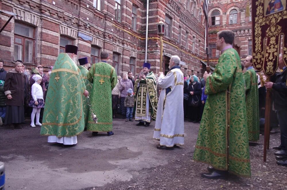 Престольный день. Храм Сергия Радонежского в Солнцево. Духовенство храма Сергия Радонежского в Солнцево. Пономарь храм Сергия Радонежского. Храм преп. Сергия Радонежского в Рогожской Слободе.