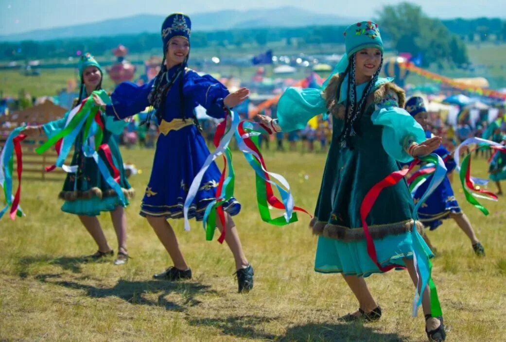 Какое население республики хакасия. Тун Пайрам Хакасия. Праздник тун Пайрам в Хакасии. Тун Пайрам Хакасия традиции. Тумпайран Аскиз Хакасия.