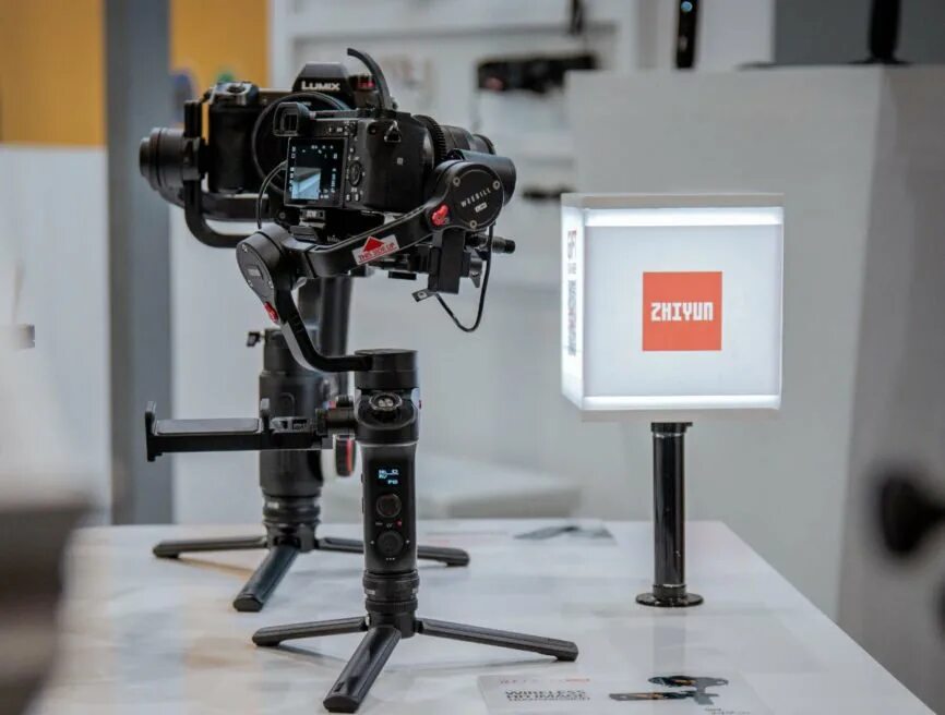 Zhiyun crane обзор. Zhiyun crane m2. zhiyun-tech weebill-s. zhiyun crane plus lumix g2. ронин zhiyun crane 2 ва lumix g5.