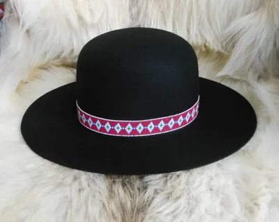 Hat ist