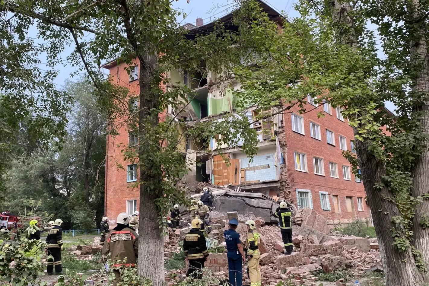 Омск новости обрушение дома. Обрушение дома на улице 20 Партсъезда. В Омске обрушился дом август 2022. Рухнул дом в Омске 20 Партсъезда. 20 Партсъезда 53 Омск обрушение.