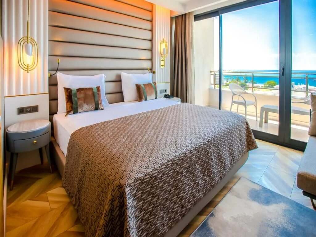 Lycus beach 5 окурджалар. Отель golden bay ларнака. Номер с боковым видом на море. Titanic beach lara 5 турция. Marbella corfu hotel 5.
