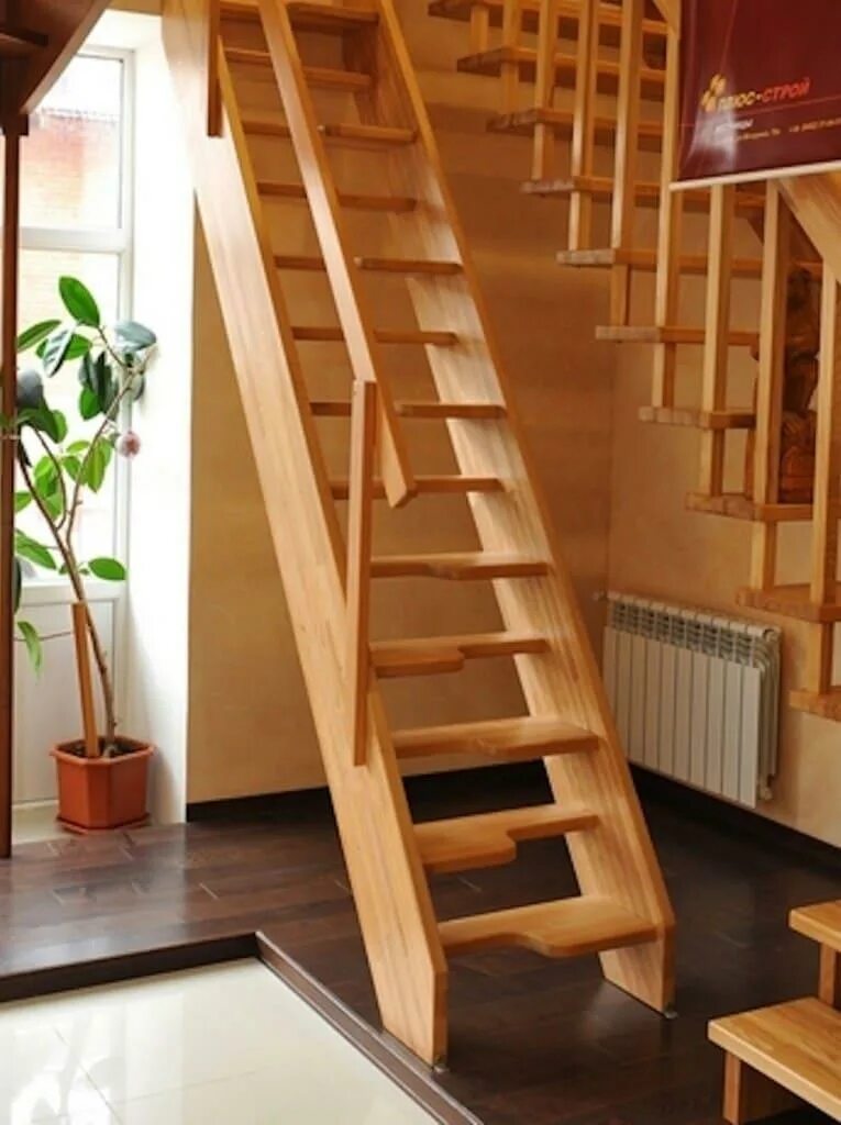 Лестница. Лестница для дома. Деревянная лестница. Крутая лестница на второй этаж. Купить лестницу для второго этажа