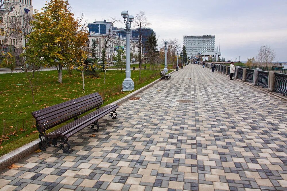 Инсайт набережные. Брусчатка на набережной. Тротуар. Тротуар в городе. Плитка для парка.