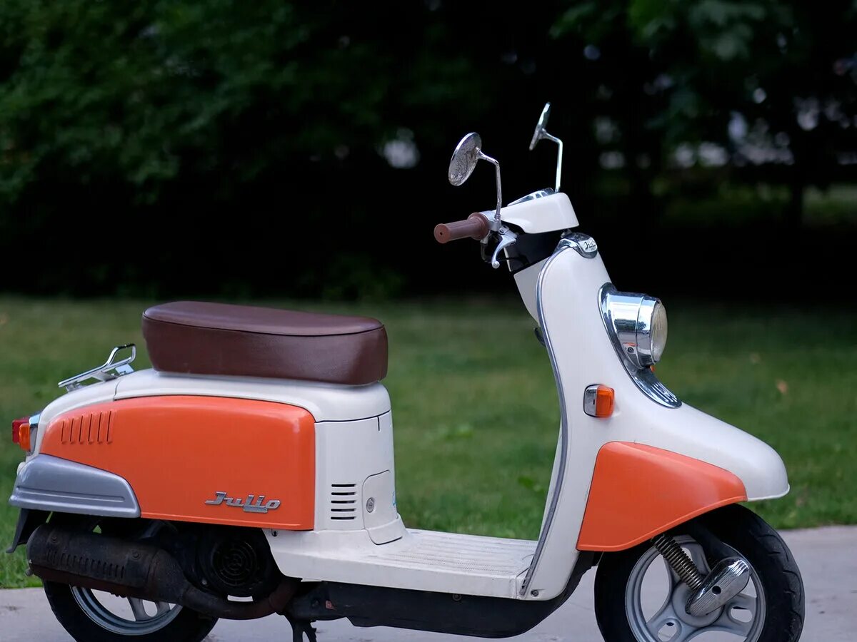 Хонда джулио аф 52. Honda джулио. Honda julio. Honda julio тюнинг. Скутер хонда джулио.