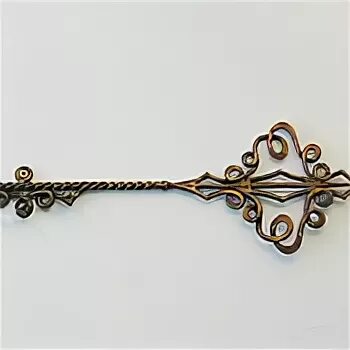 Ключ металлический декоративный. Ключ кованый большой. Красивый кованый ключ. Кованый ключ сувенирный. Кованая ключница.
