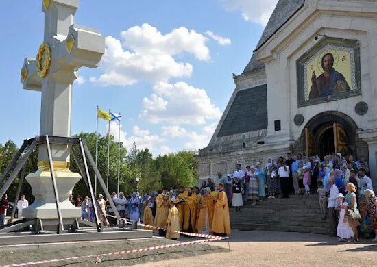 Свято-Никольский храм Севастополь. Свято-Никольский храм-памятник, Севастополь. Никольский храм Севастополь. Севастополь Свято Никольский храм Братское кладбище. Свято никольского храма севастополь