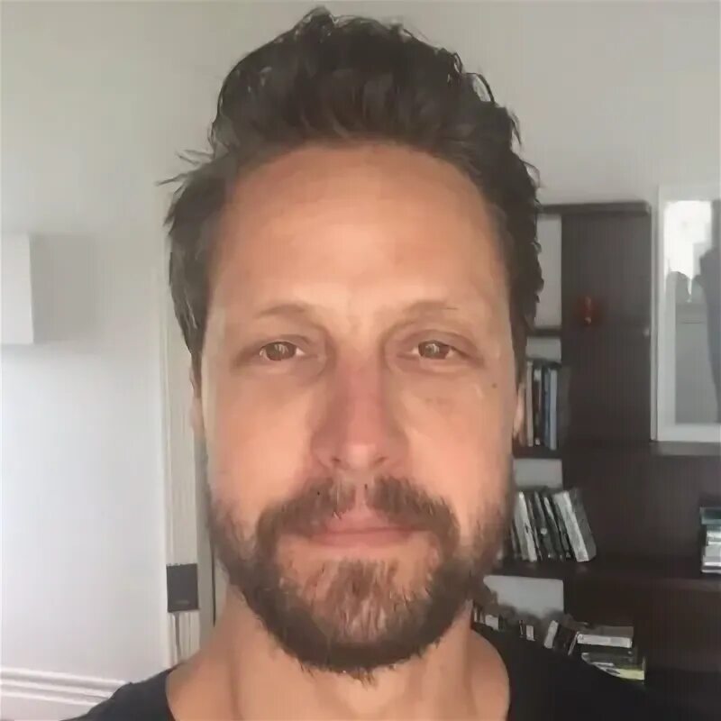 Спартак кровь и песок 1 сезон 9. Хёрст майкл спартак. Даниэль панабэйкер безумцы 2010. Джесси уарн. Марк ивэн джексон.