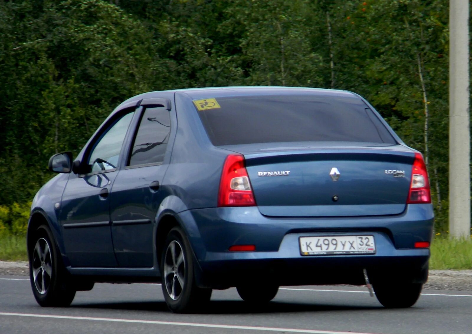 Логан 102 лс. Рено логан 32. рено логан 2012. renault logan 2012 гос номера. рено логан с 348 ух.