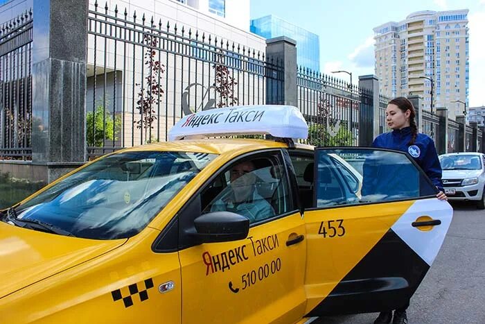 москве частный авто такси. яндекс такси. москве частный авто такси. такси влад. машина "такси".