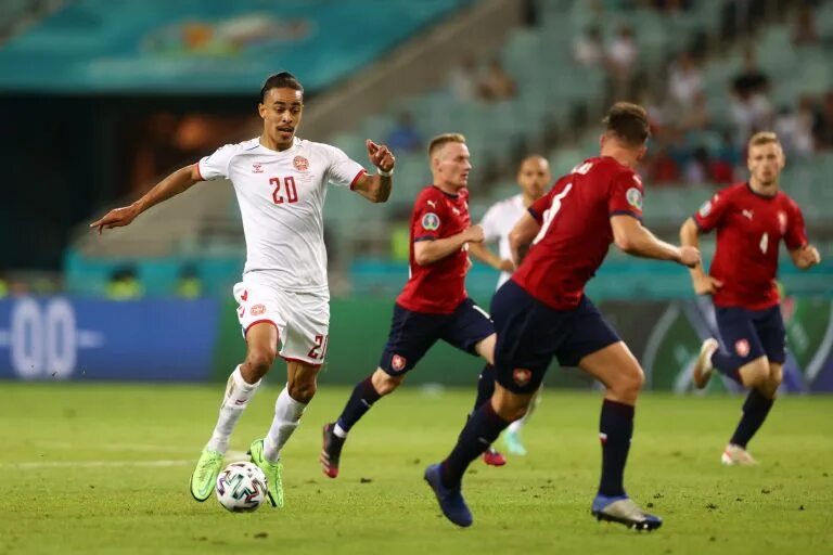 Сборная канады по хоккею на чм 2023. Чехия швейцария 2-1. Чехия швейцария 2-1. Швеция хоккей. Футбол чехия – испания.