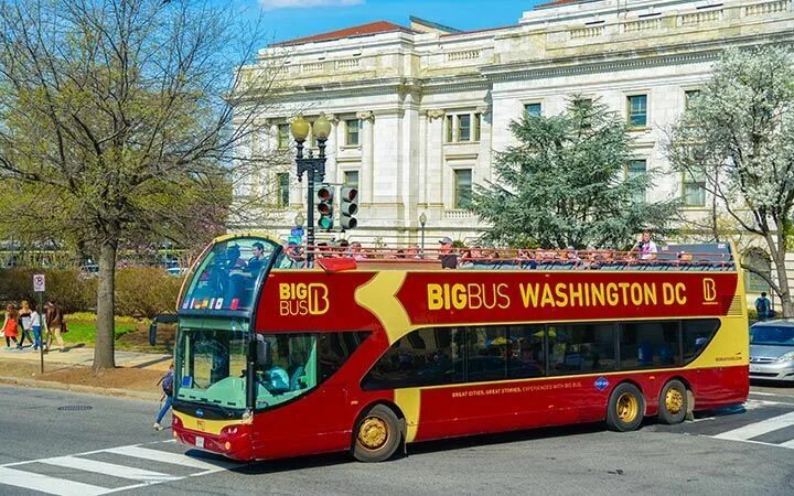 Dc trolley. Общественный транспорт в вашингтоне. The big bus автобус. Автобус большой. Tours dc.