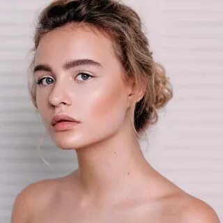 B make up