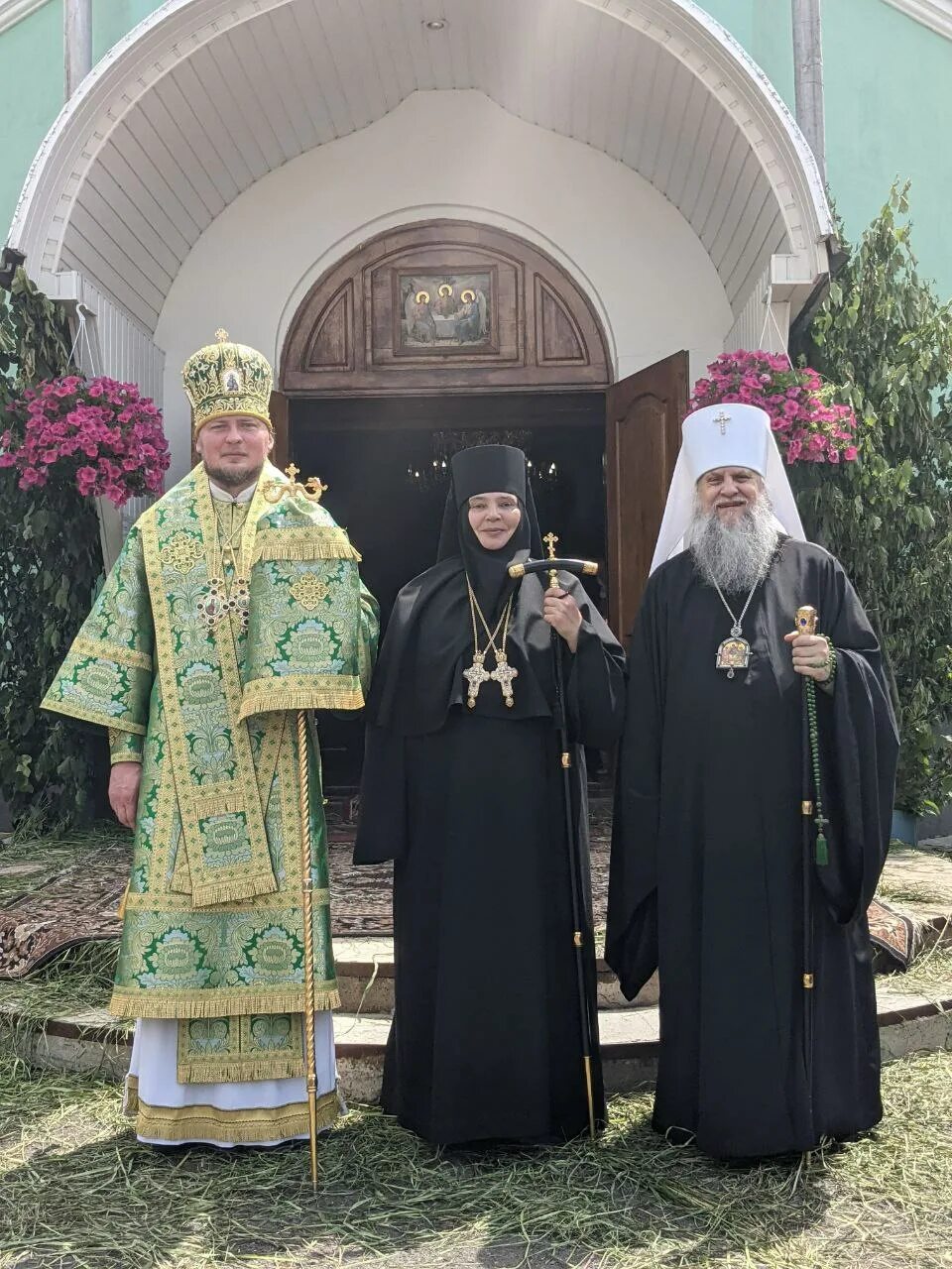 Синод сегодня решение. Свято-троицкий немировский женский монастырь. состав святейшего синода упц. священный синод 22 декабря 2025 г. троица в алексеевском ставропигиальном женском монастыре москва.