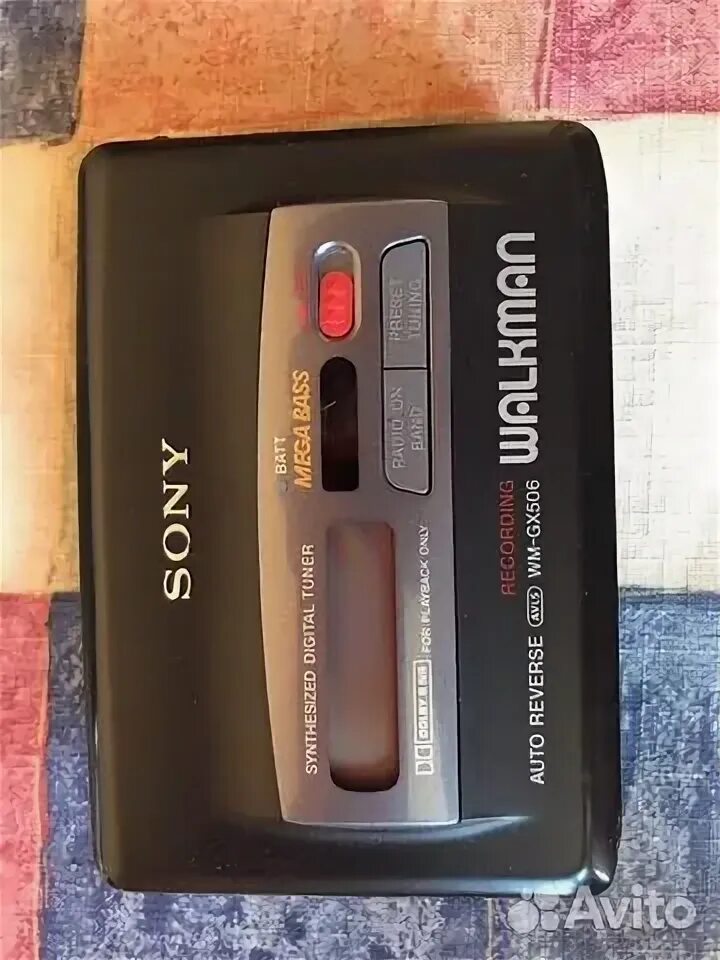 Кассетные плееры москва. Sony walkman кассетный. Кассетный плеер aiwa с эквалайзером. Автомагнитола кассетная sanyo. Плеер кассетный aiwa jx-649.