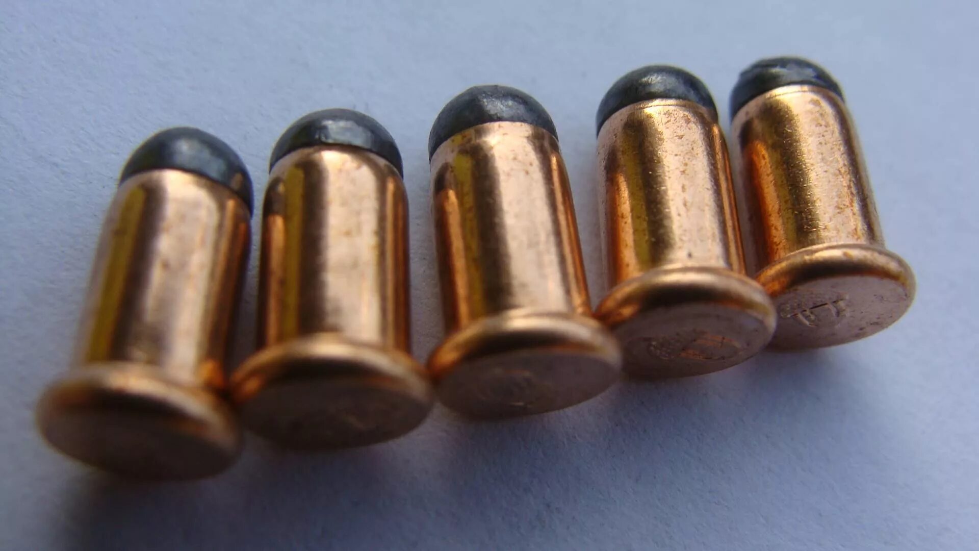 5mm flobert патрон. 100 шт. патроны шумовые кал. флобера 4мм. патрон флобера 4.