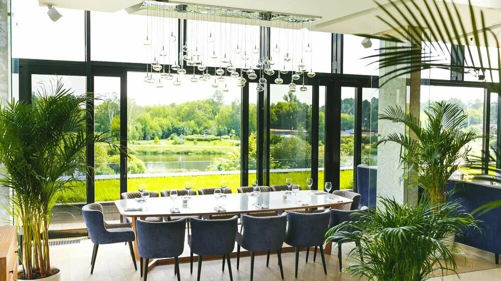 Sun beach miraclub мытищи. Ресторан мираклаб мытищи. Открытый бассейн в мытищах мираклаб. Открытый бассейн в мытищах мираклаб. Мираклаб мытищи бассейн.