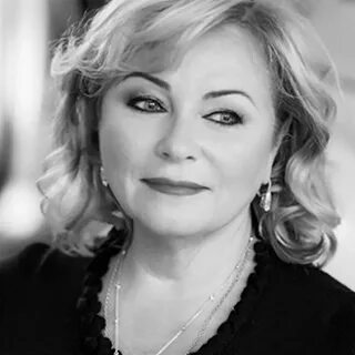 Содержание богатая женщина