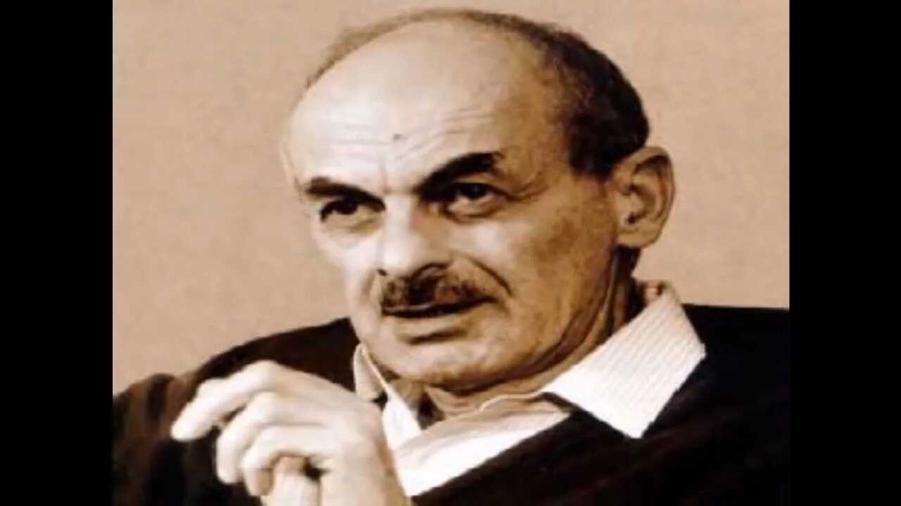 Окуджава песня о леньке королеве. Окуджава с исааком шварцем. Окуджава фото. Окуджава королева. Б.