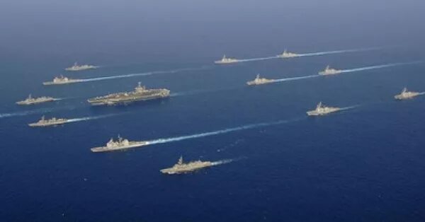 военной морской флот сша. арли берк корабль. американский вмс сша. флот сша us navy. ударная группа вмс сша.