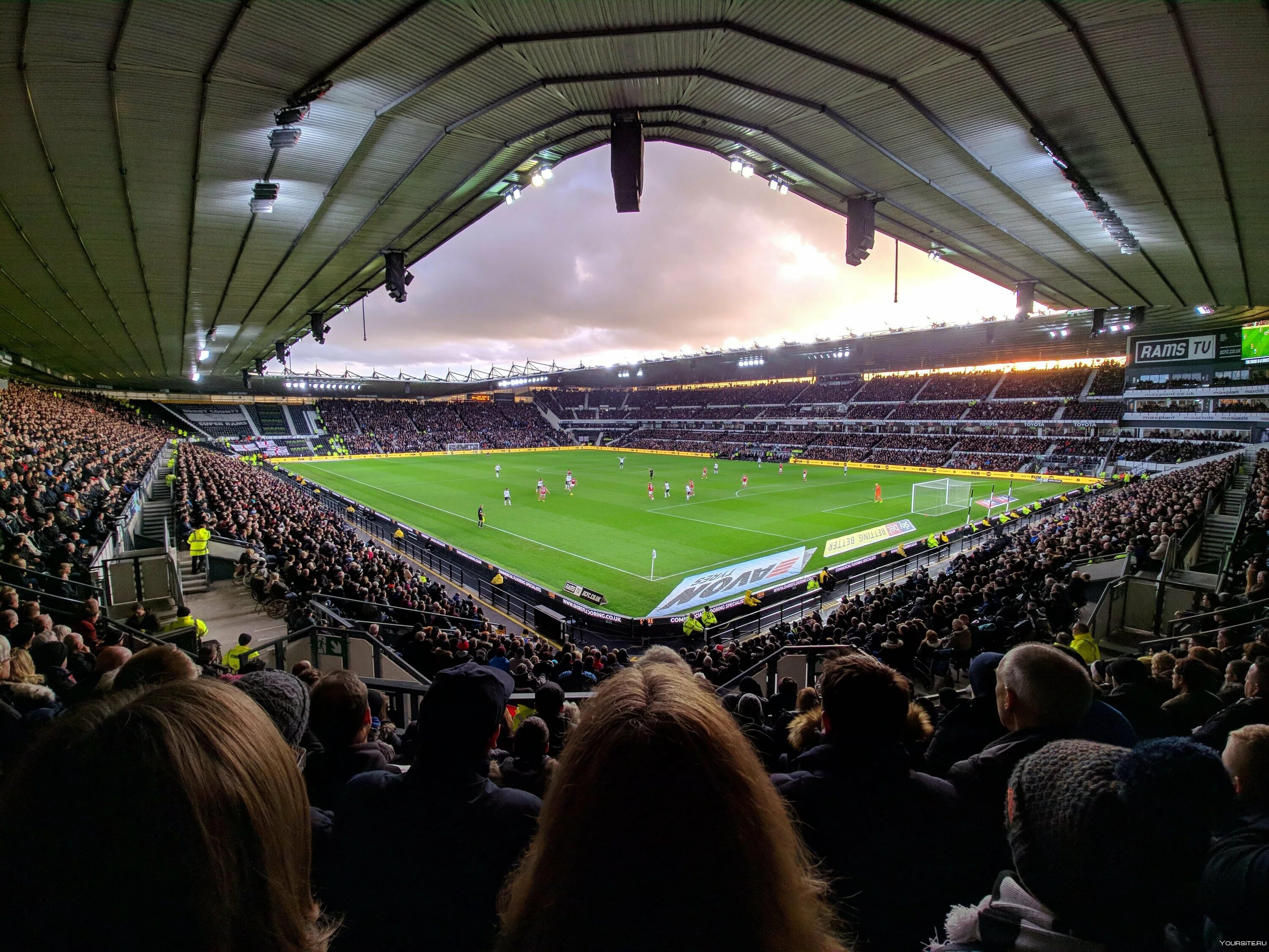 Stadium park. Прайд парк дерби. Прайд парк стадион. Стадион Derby County. Сандерсон парк стадион чей стадион.