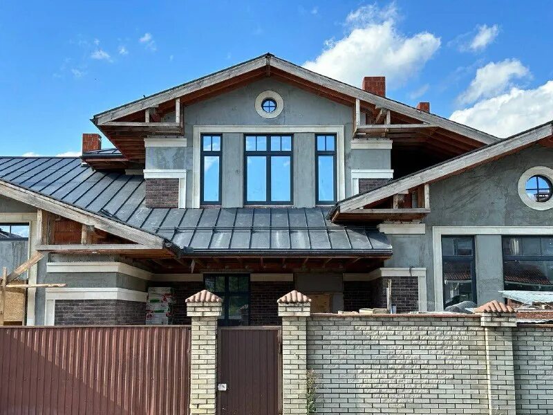 фасадные ключ. мокрый фасад. отделка загородных домов штукатуркой. фасадные ключ. фасадные ключ.