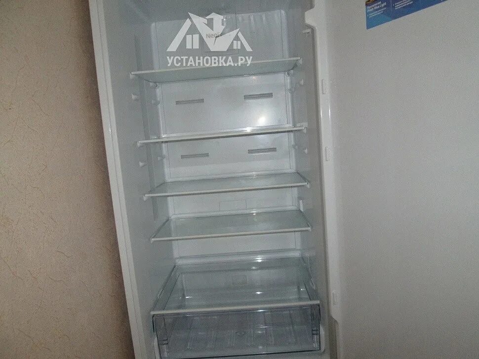 Перевесить дверцы холодильника беко. Beko перевесить двери. Rcnk335e20vw. Холодильник beko rcnk310e20w перевесить дверь. Beko перевесить двери.