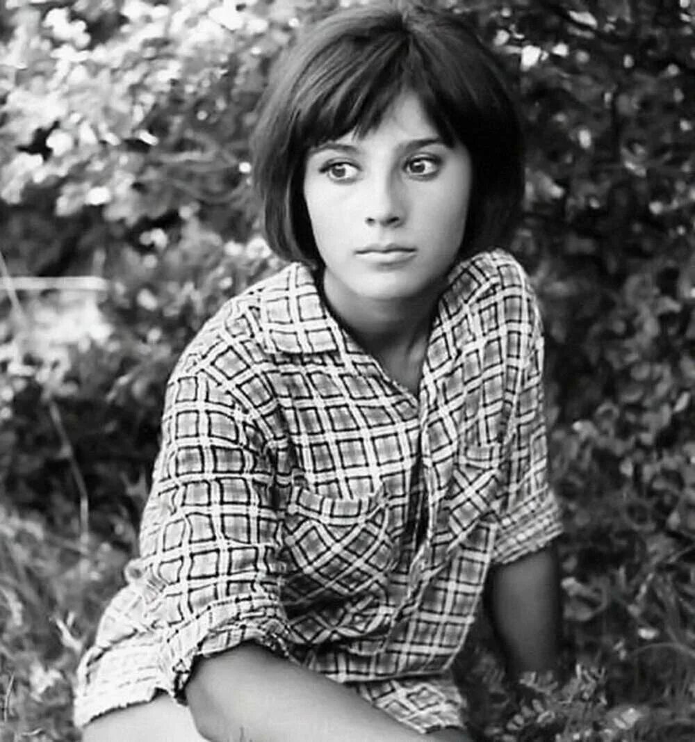 Ирина варлей биография личная жизнь Юлька (1972) актеры и роли Ирина Варлей советские фильмы Кино-Театр.Ру