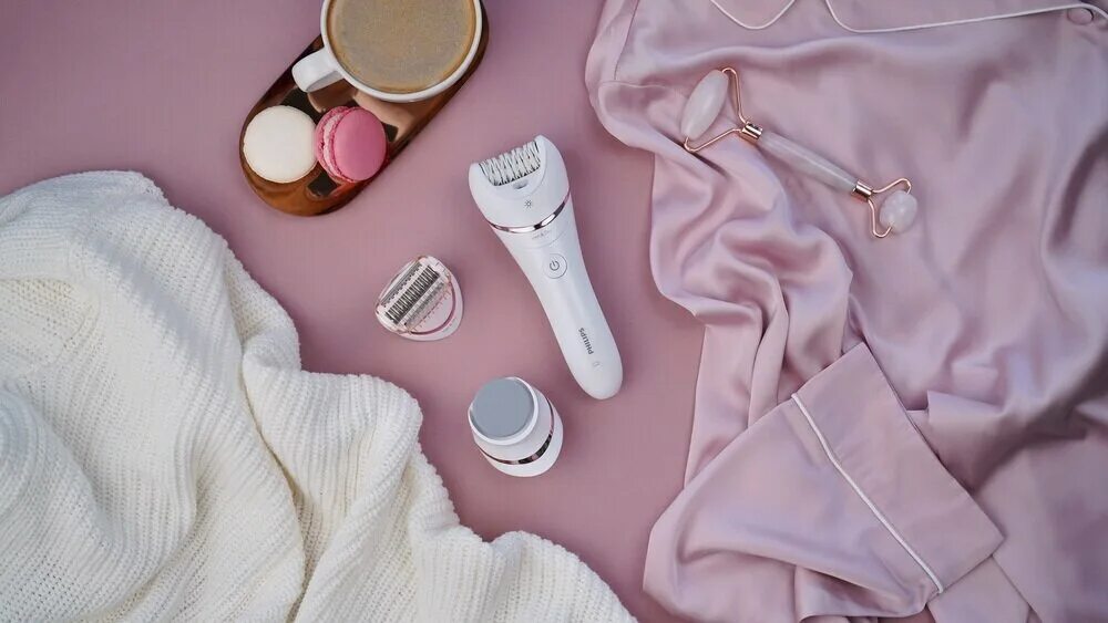 Epilator series 8000. Эпилятор Philips bre700. Philips Series 8000 bre700. Philips Epilator 8000. Philips bre700 Epilator Series 8000 обзоры.