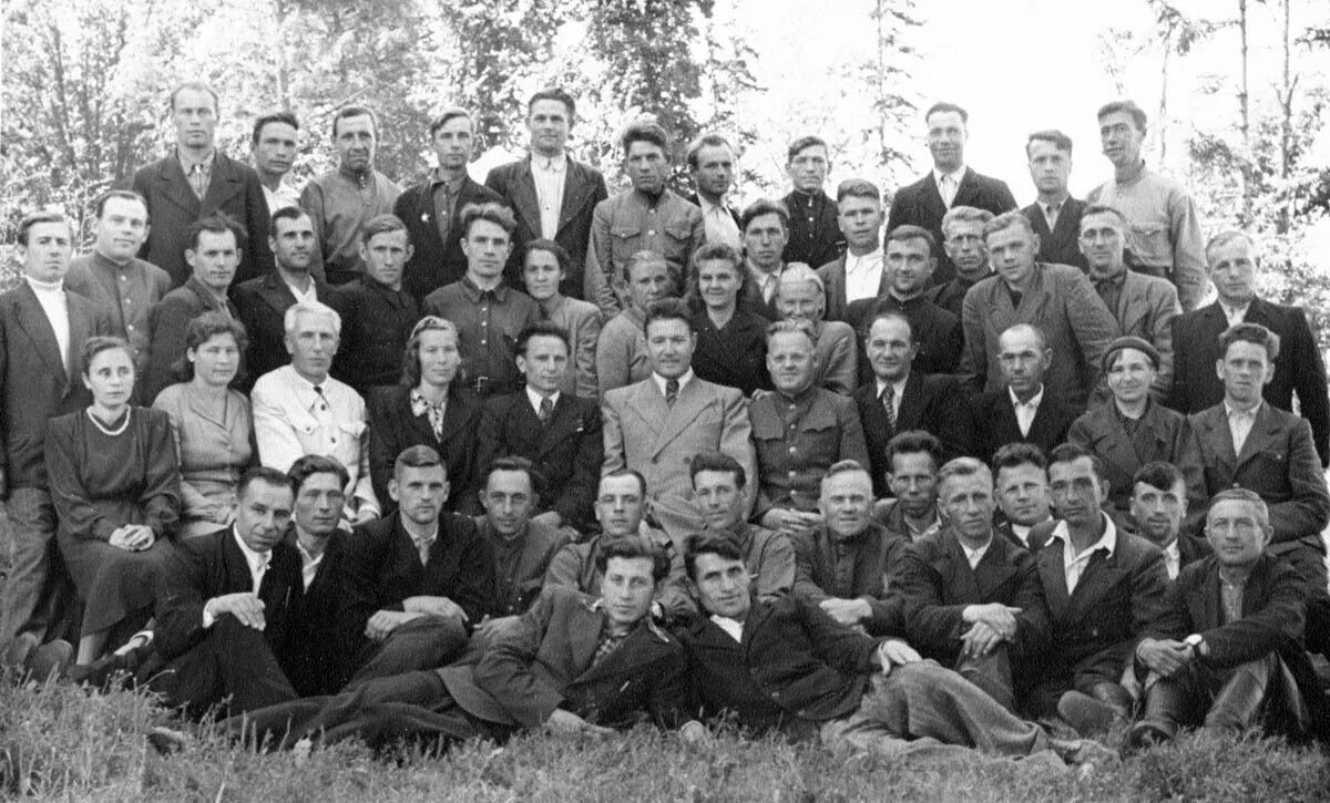 сахарный комбинат льговский. заброшенные фермерские хозяйства. колхоз черняховского льговский. селекционная станция кстовский район. колхоз черняховского льговский.