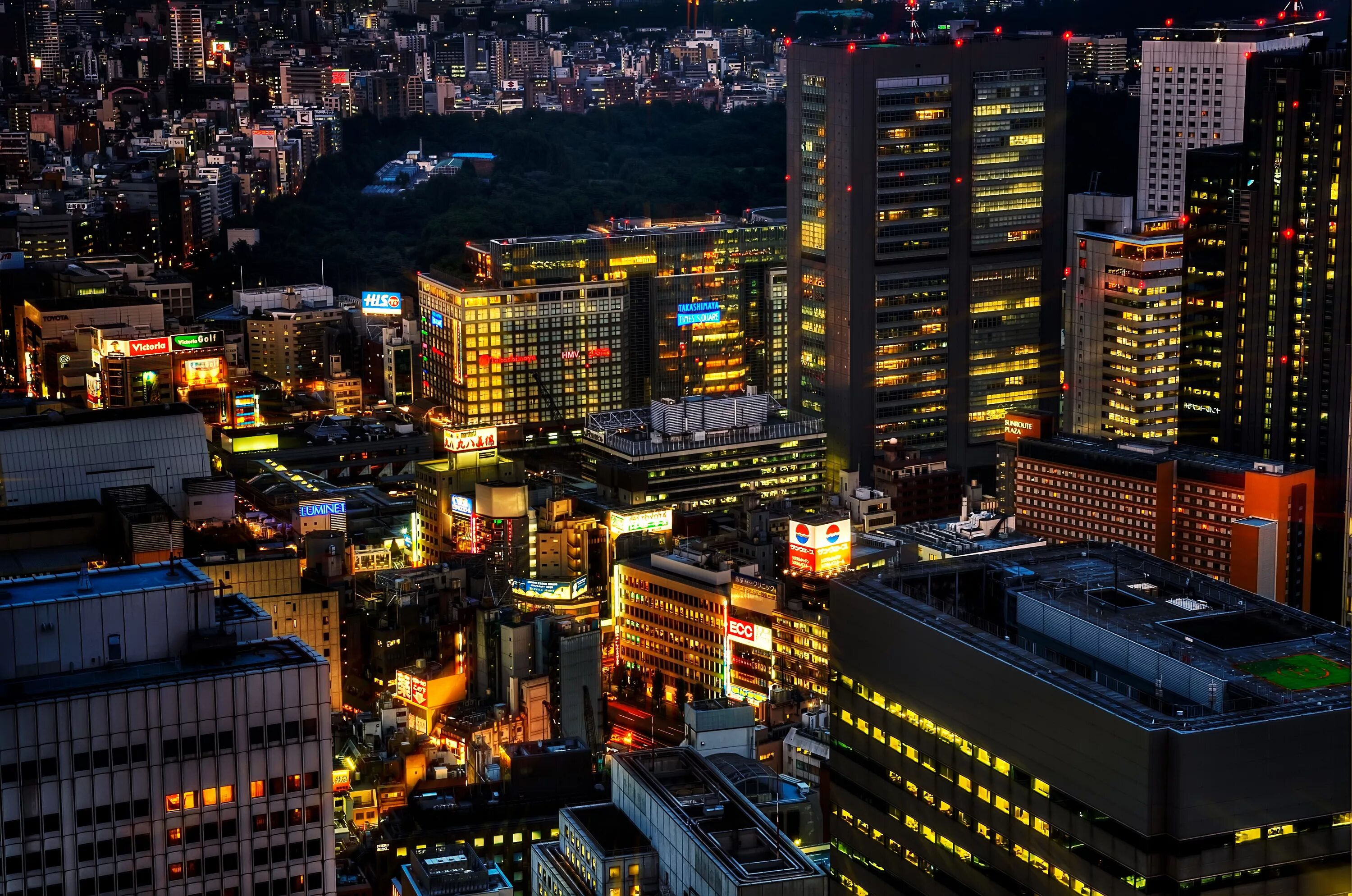 Япония город Токио. Япония ночной Токио. Япония Токио ночью небоскребы. Город Токио ночью. Tokyo download