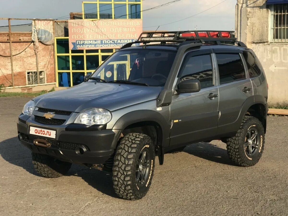 Тюнинг шевроле нива купить. Нива Шевроле оффроад. Niva Chevrolet Offroad Tuning. Chevrolet Niva внедорожный. Нива Шевроле 21 23.