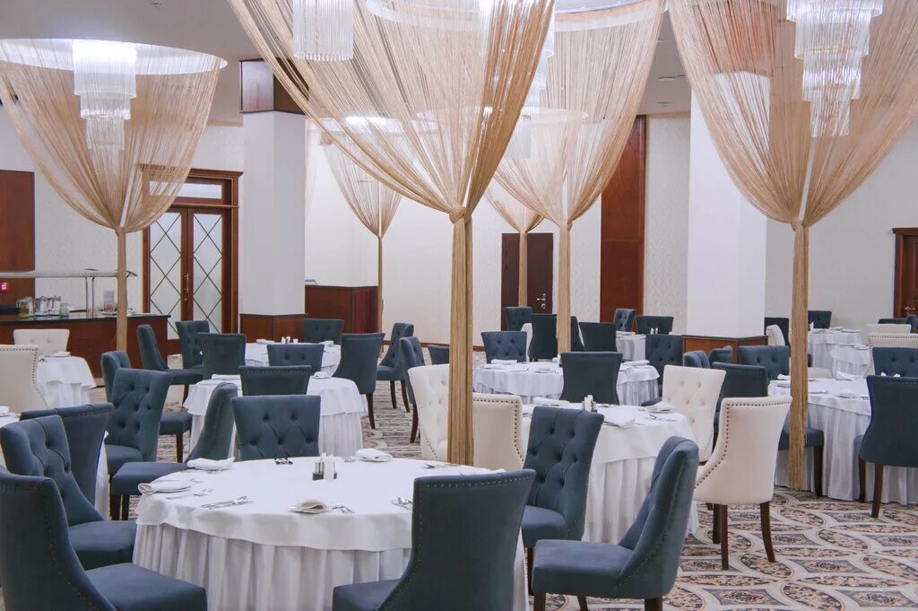 Рестораны белоруссии в минске. Ресторан минск в гостинице минск меню. Minsk рестораны. Фото ресторанов минска. Рестораны белоруссии в минске.